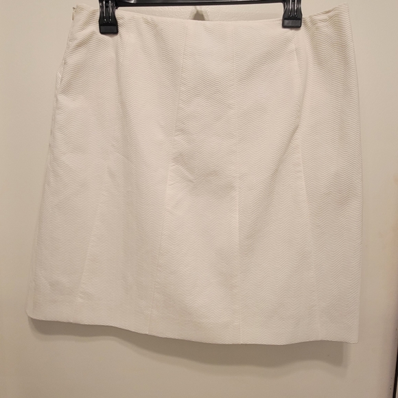NWT Brooks Brothers Cream Textured Skirt - Picture 3 of 4